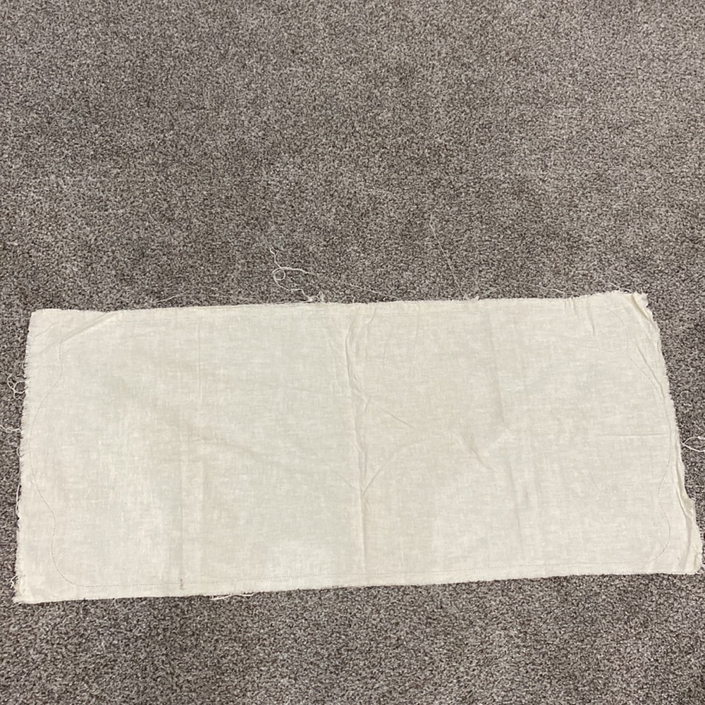 Vintage Christmas Ornaments Table Runner To Embroider And Crochet The Edge! - Picture 6 of 6